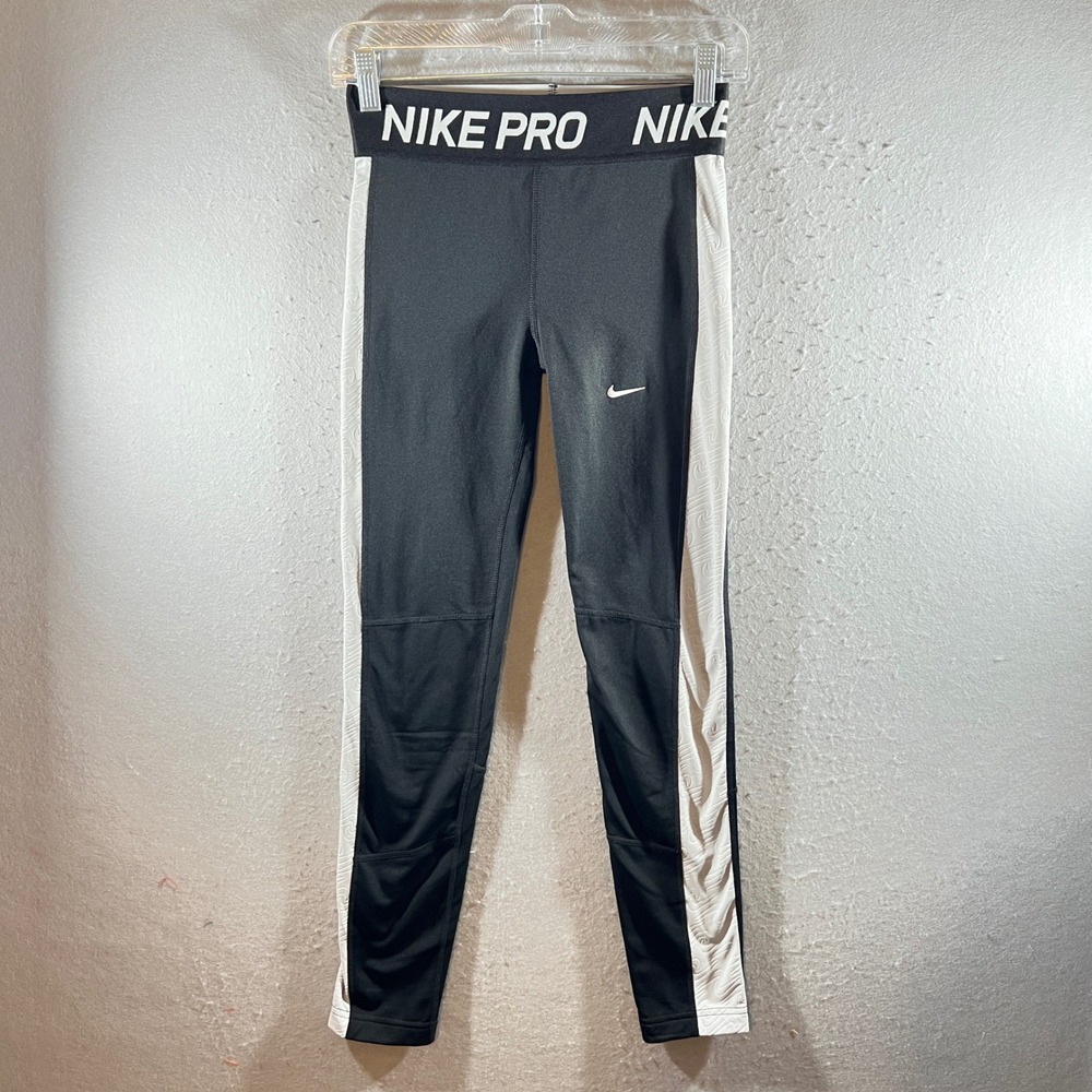 1182 | Nike Pro Dri-FIT Compression Athletic Leggings Black White Kids XL